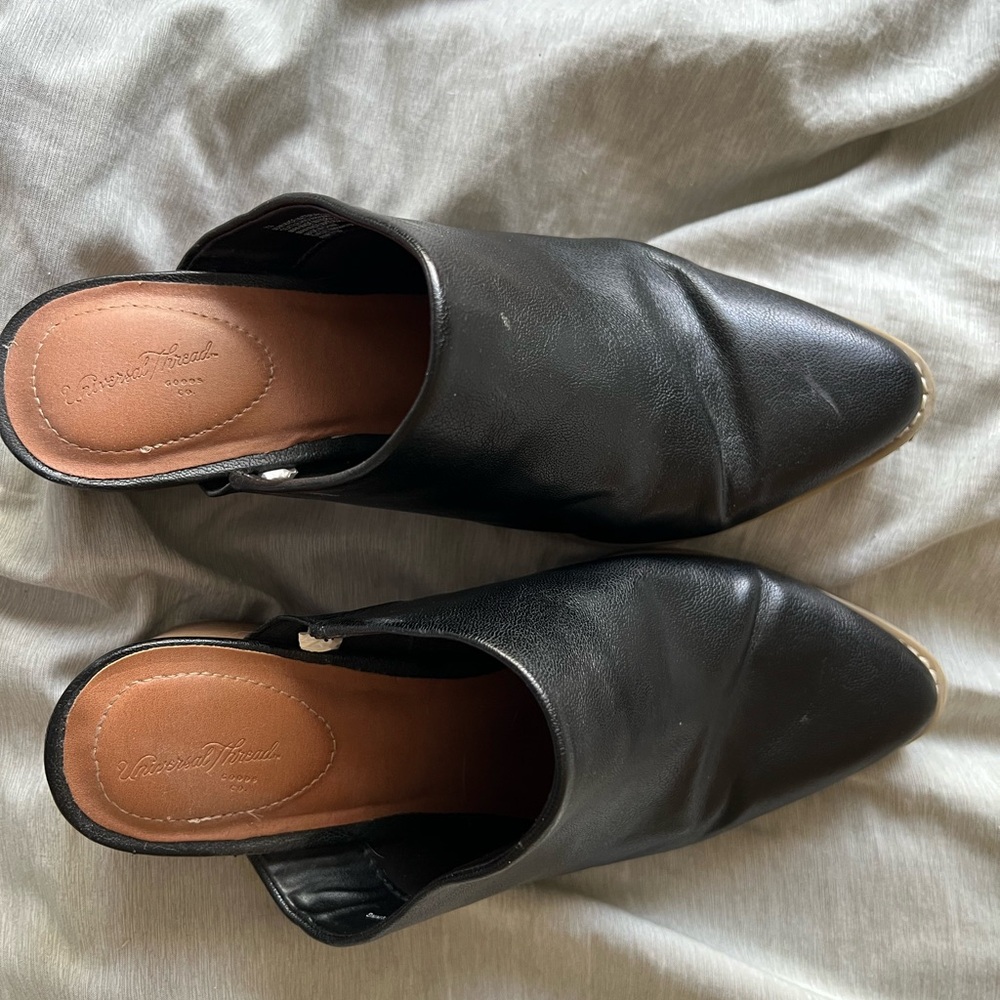 Universal Thread Black Women's Mules